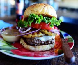 HAWAIIAN BURGER LUNCH